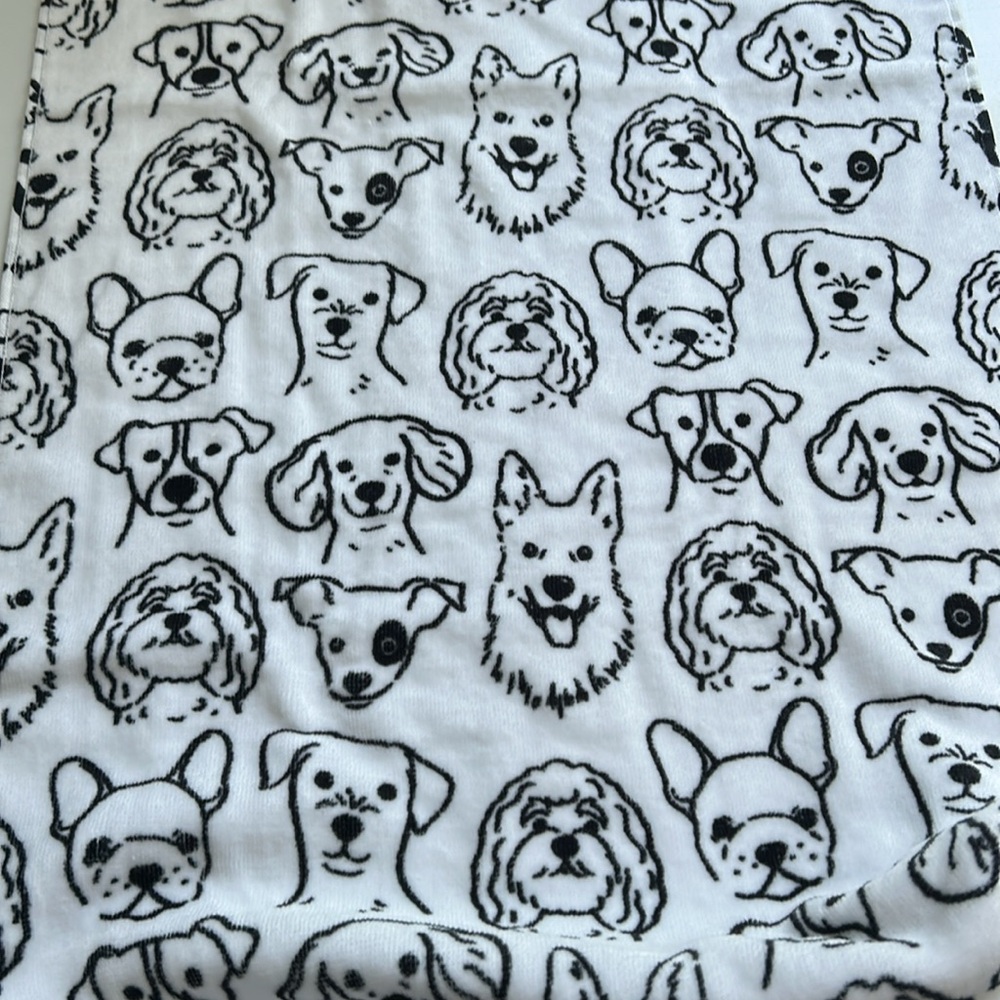 2pk Deborah Connolly White DOGS Print Hand Towels - Picture 4 of 4